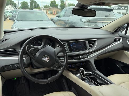Used 2020 Buick Enclave Premium w/ Sun and Sites Package AWD/4WD image 5