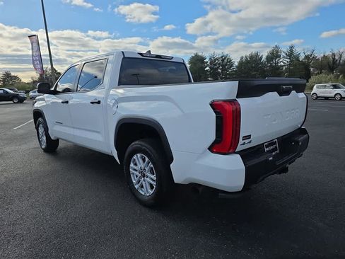 Used 2025 Toyota Tundra SR5 AWD/4WD image 7