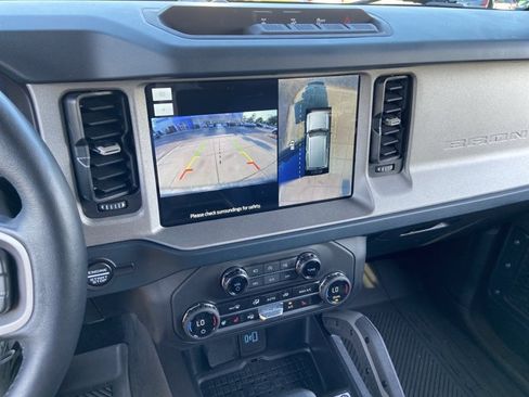 Used 2024 Ford Bronco Outer Banks AWD/4WD image 36