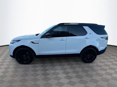 Used 2023 Land Rover Discovery S R-Dynamic image 9