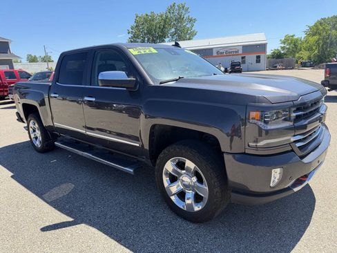 Used 2016 Chevrolet Silverado 1500 LTZ Z71 w/ LTZ Plus Package AWD/4WD image 7