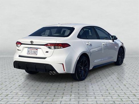 Certified 2025 Toyota Corolla SE image 6