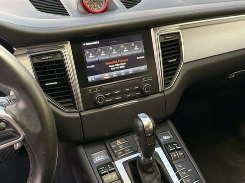 Used 2017 Porsche Macan GTS w/ Premium Package Plus image 26