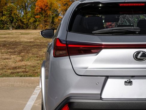 Used 2023 Lexus UX 250h FWD w/ Premium Package image 53