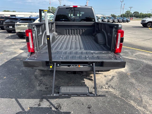 New 2026 Ford F350 Lariat w/ Lariat Ultimate Package AWD/4WD image 37