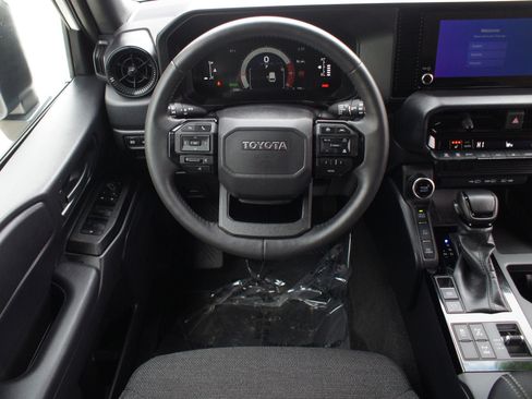 Used 2024 Toyota Land Cruiser 1958 image 5