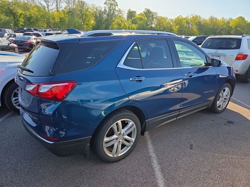 Used 2019 Chevrolet Equinox Premier AWD/4WD image 9