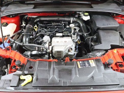Used 2017 Ford Focus SE FWD image 20