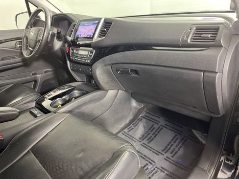 Used 2016 Honda Pilot Elite image 34