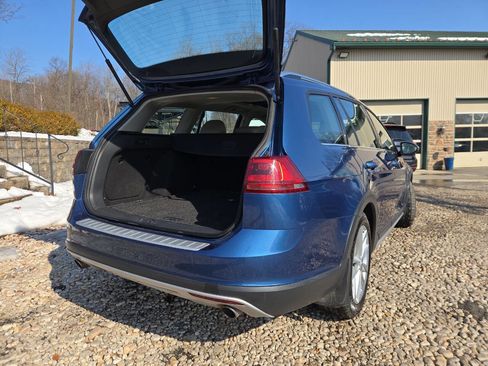 Used 2017 Volkswagen Golf Alltrack SE image 24
