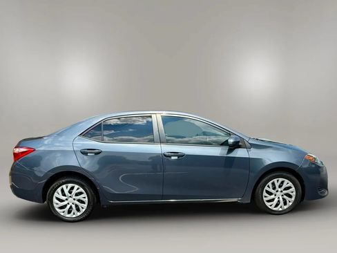 Used 2019 Toyota Corolla LE FWD image 6