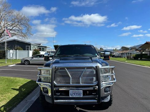 Used 2013 Ford F350 Platinum AWD/4WD image 4