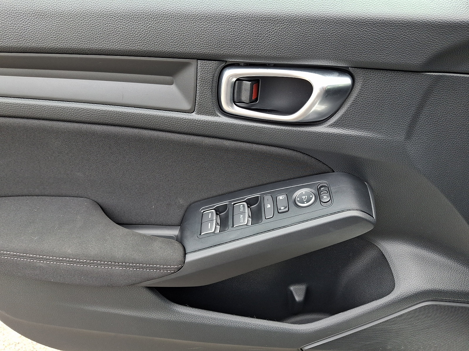 Used 2026 Honda Civic Sport image 12