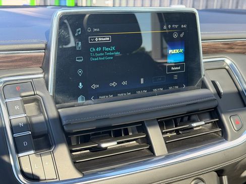 Used 2023 Chevrolet Tahoe LT AWD/4WD image 13