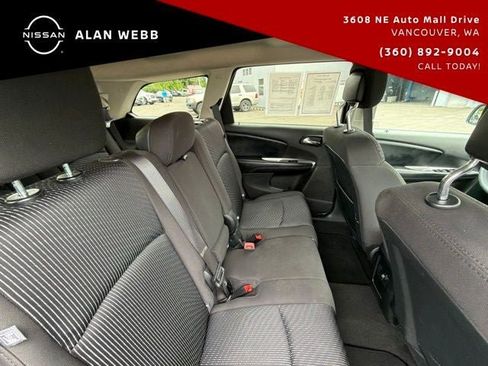 Used 2015 Dodge Journey SXT w/ Flexible Seating Group FWD image 24