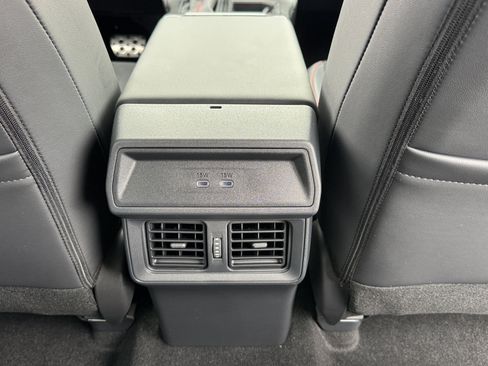New 2026 Toyota RAV4 AWD Plug-in Hybrid image 7
