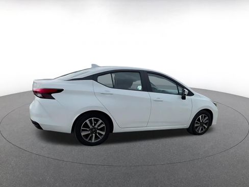 Used 2025 Nissan Versa SV FWD image 14