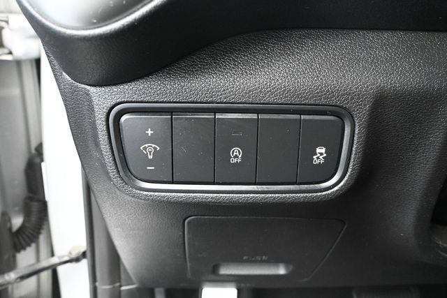 Used 2020 Kia Soul LX FWD image 23