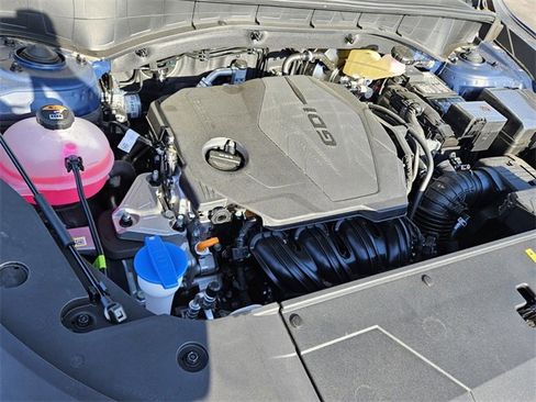 New 2025 Kia Sorento S image 16