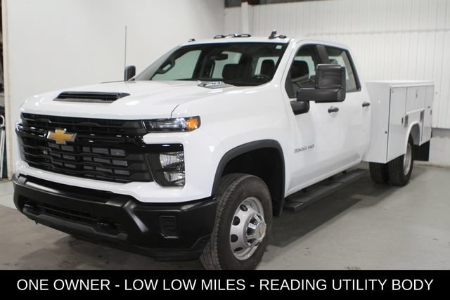 Used 2025 Chevrolet Silverado 3500 W/T AWD/4WD image 5