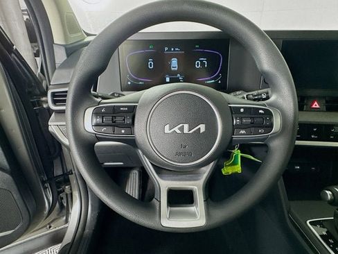 Certified 2025 Kia Sportage LX AWD/4WD image 13