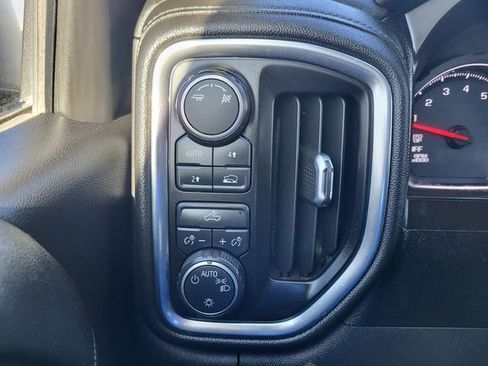 Used 2019 Chevrolet Silverado 1500 LT w/ All-Star Edition image 27