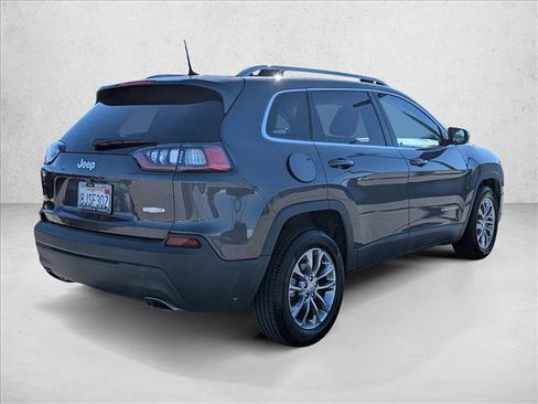 Used 2019 Jeep Cherokee Latitude Plus image 5