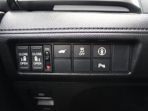 Used 2024 Honda Odyssey Touring image 30