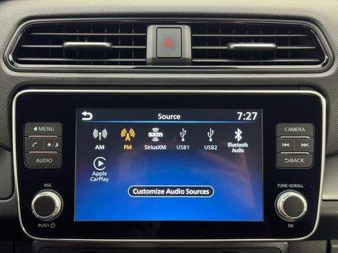 Used 2025 Nissan Leaf S image 22