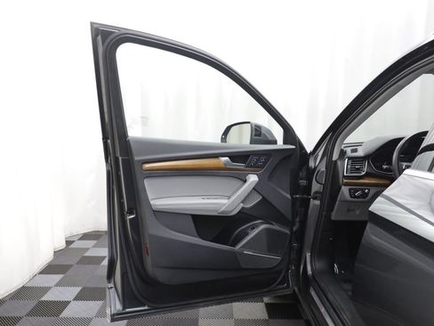 Used 2023 Audi Q5 2.0T Prestige w/ Prestige Package AWD/4WD image 4