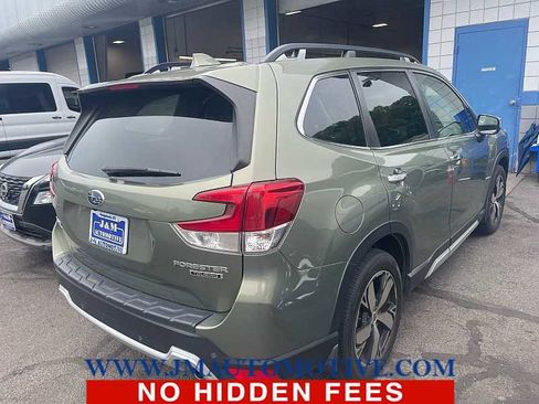 Used 2019 Subaru Forester Touring AWD/4WD image 3