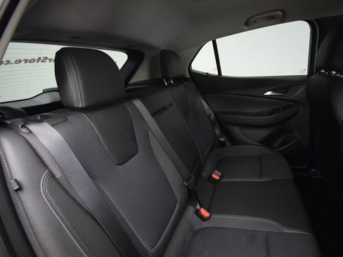 Used 2023 Buick Encore GX Select FWD image 23