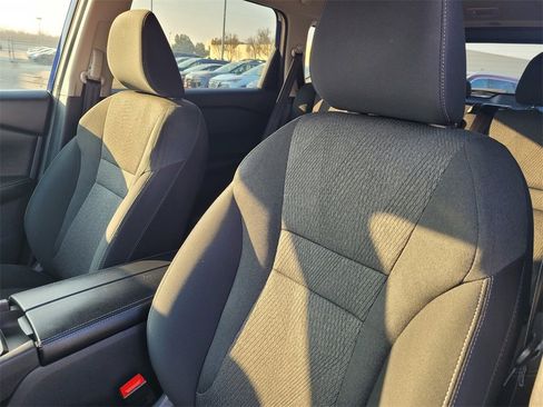 Used 2024 Nissan Rogue SV image 12