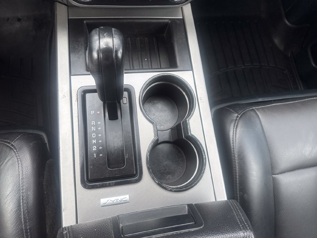 Used 2016 Ford Expedition EL XLT w/ Equipment Group 202A RWD image 24