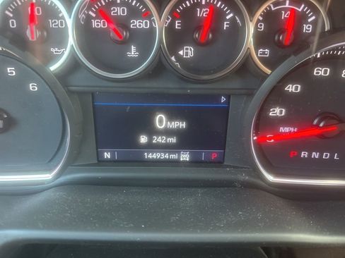 Used 2022 Chevrolet Silverado 1500 LT Trail Boss w/ LT Trail Boss Premium Package AWD/4WD image 25