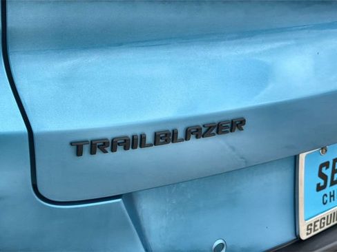 Used 2025 Chevrolet TrailBlazer RS w/ Convenience Package FWD image 30