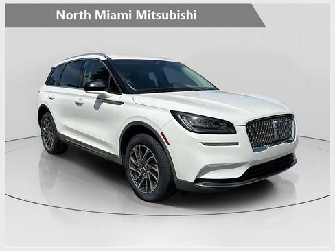 Used 2021 Lincoln Corsair FWD image 1