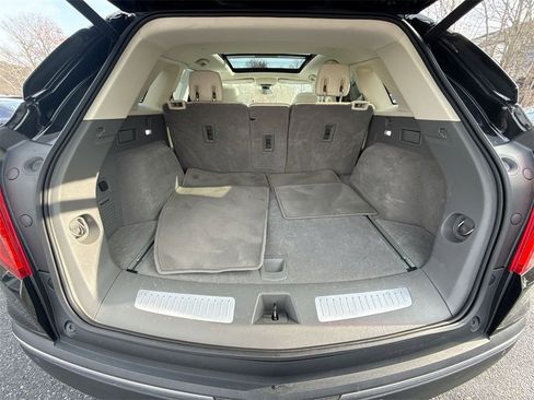 Used 2019 Cadillac XT5 Luxury image 21