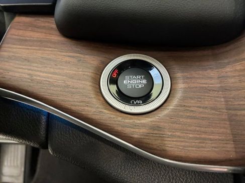 Used 2022 Jeep Grand Cherokee Summit w/ Advanced Protech Group IV AWD/4WD image 24