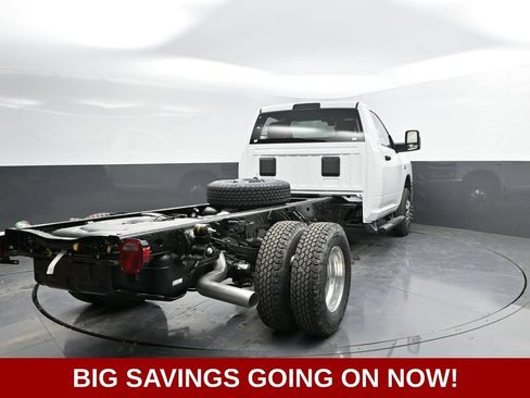New 2026 RAM 3500 Tradesman w/ Chrome Appearance Group AWD/4WD image 7