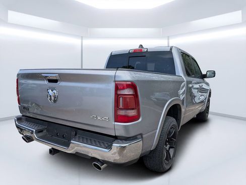 Used 2022 RAM 1500 Laramie AWD/4WD image 3