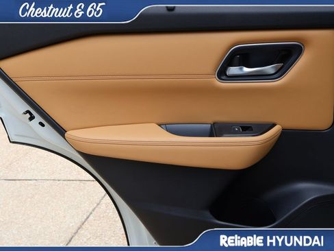 Used 2023 Nissan Rogue Platinum w/ Platinum Premium Package AWD/4WD image 19