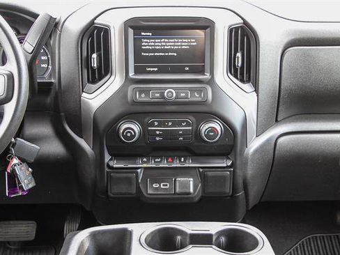 Used 2022 Chevrolet Silverado 1500 Custom image 13