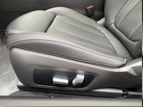 Used 2022 BMW 230i Coupe w/ Premium Package 2 RWD image 21