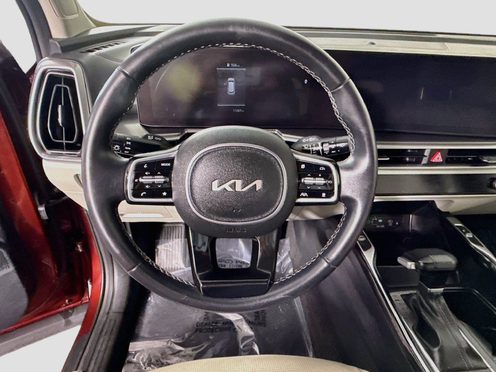 Used 2025 Kia Sorento S w/ Panoramic Sunroof Package FWD image 12