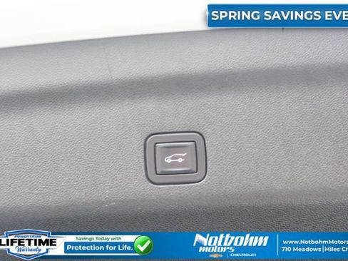 Used 2023 GMC Yukon XL Denali AWD/4WD image 13