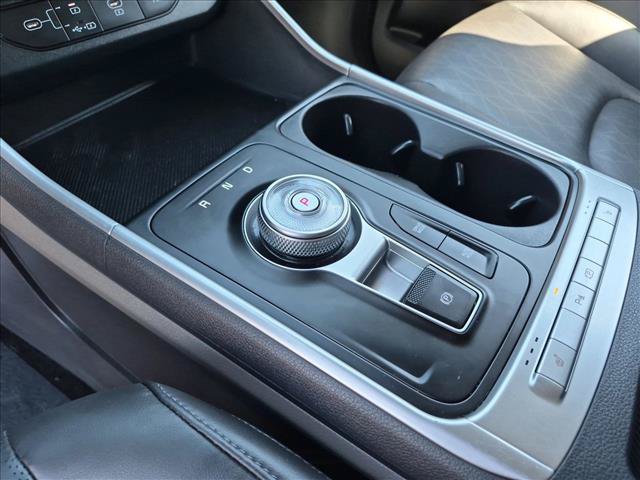 Used 2026 Kia Carnival LXS FWD image 12