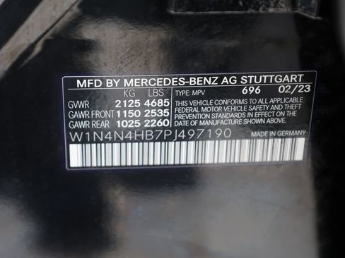 Used 2023 Mercedes-Benz GLA 250 4MATIC w/ Premium Package image 43