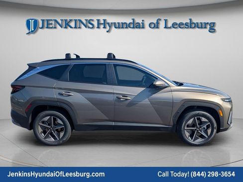 New 2026 Hyundai Tucson SEL image 2