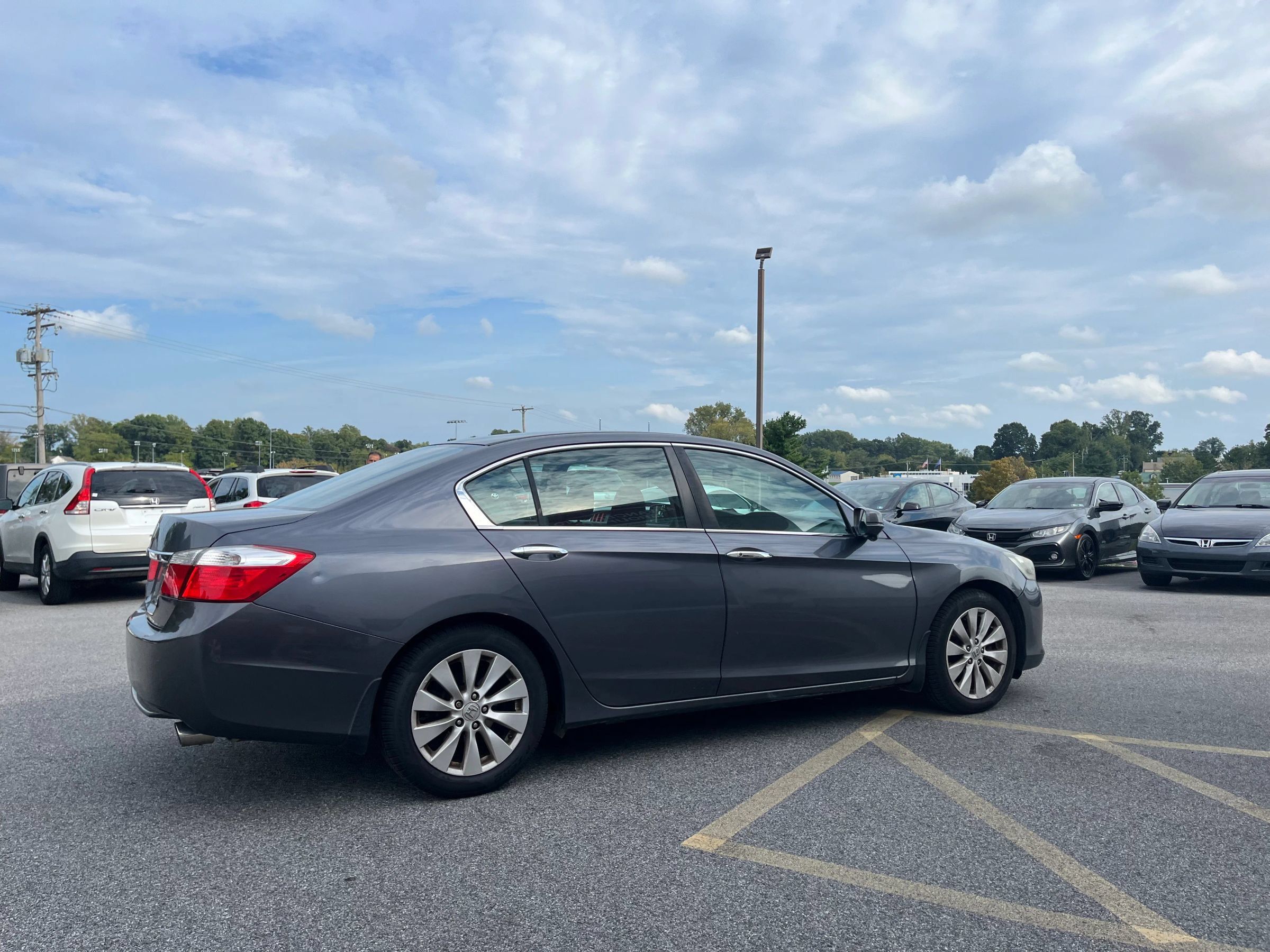 Used 2013 Honda Accord EX image 3